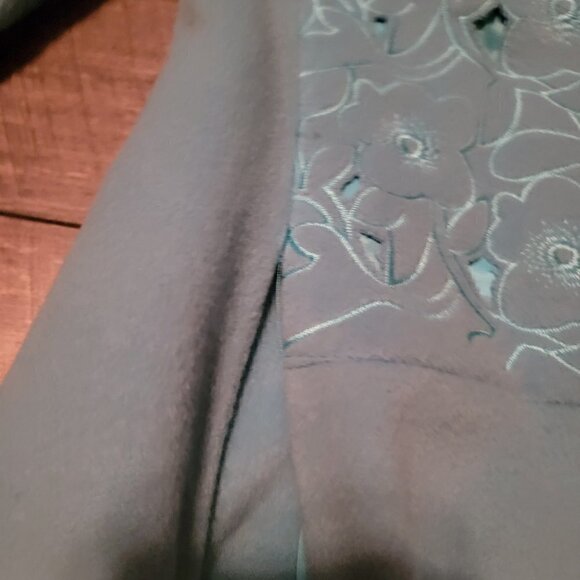 Vintage Sharon Young turquoise blue cutwork wool jacket. Fully lined. Size Med - Picture 7 of 12